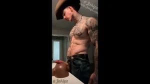 Fucking my toy while wearing my cowboy hat – Jake Andrich (Jakipz)