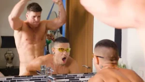 Malik Delgaty Fucks Brazilian Lek Bruno ZL (Bareback Bathroom)